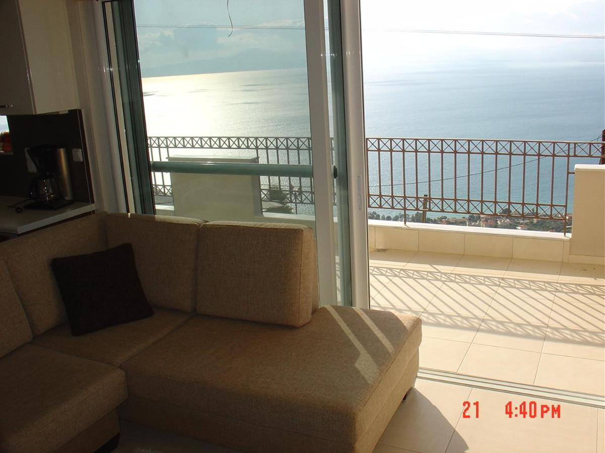 Verga First Floor Apartment Εξωτερικό φωτογραφία
