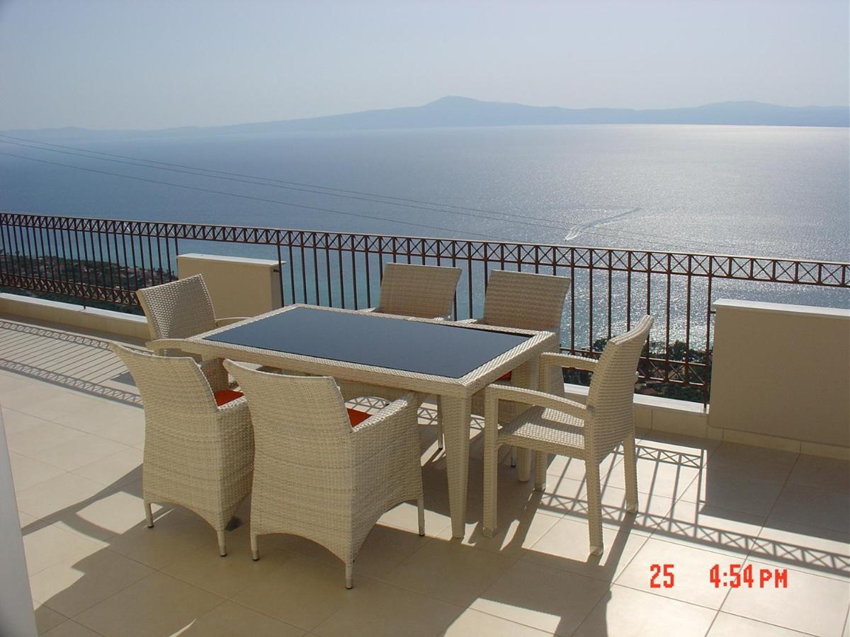 Verga First Floor Apartment Εξωτερικό φωτογραφία